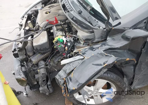 2013 Hyundai Elantra Gls z USA, uszkodzony, nr VIN 5NPDH4AE5DH274850